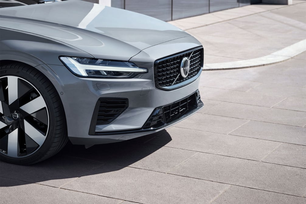 closeup view of a Volvo sedan grille