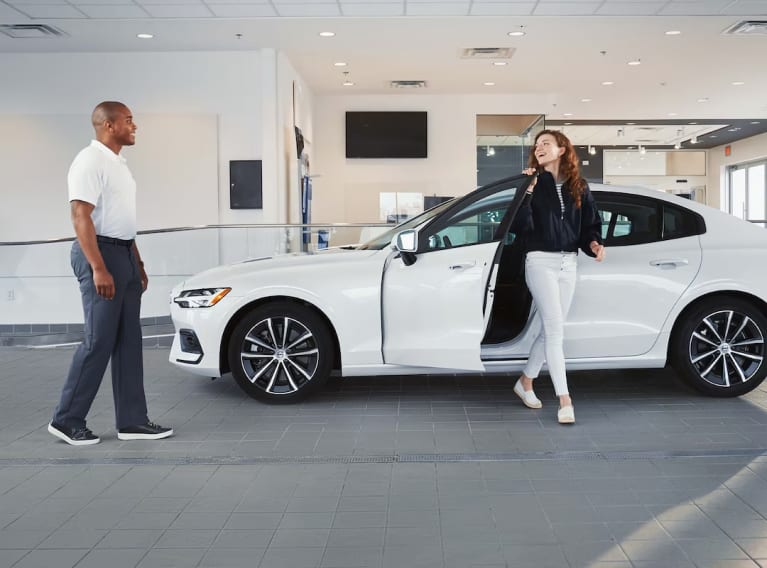 Volvo driver returning a leased vehicle